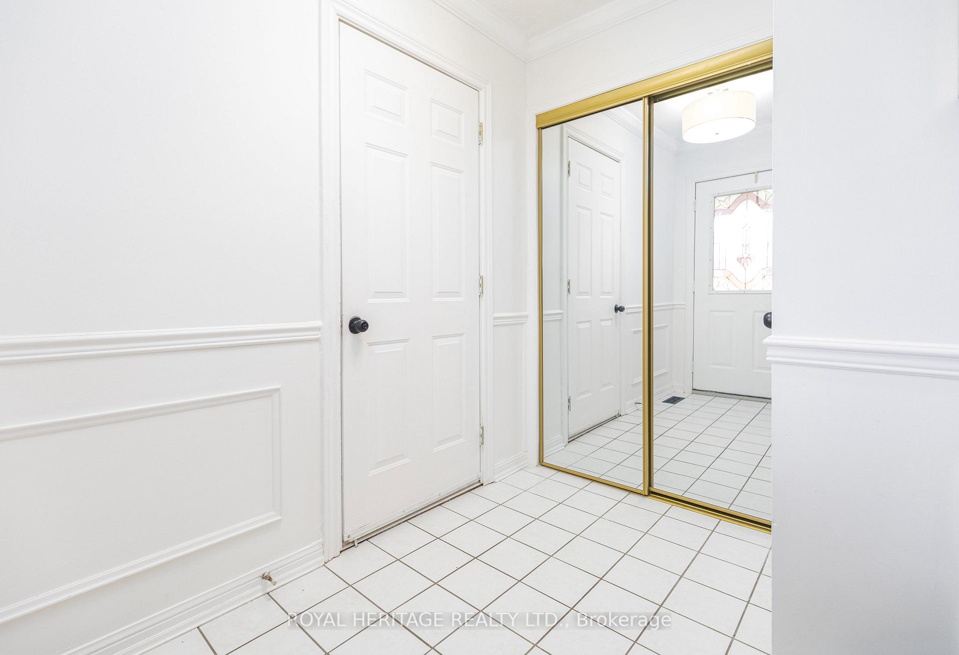 Photo 3 of 48 Greengrove Way, Whitby, Rolling Acres — HOMEH