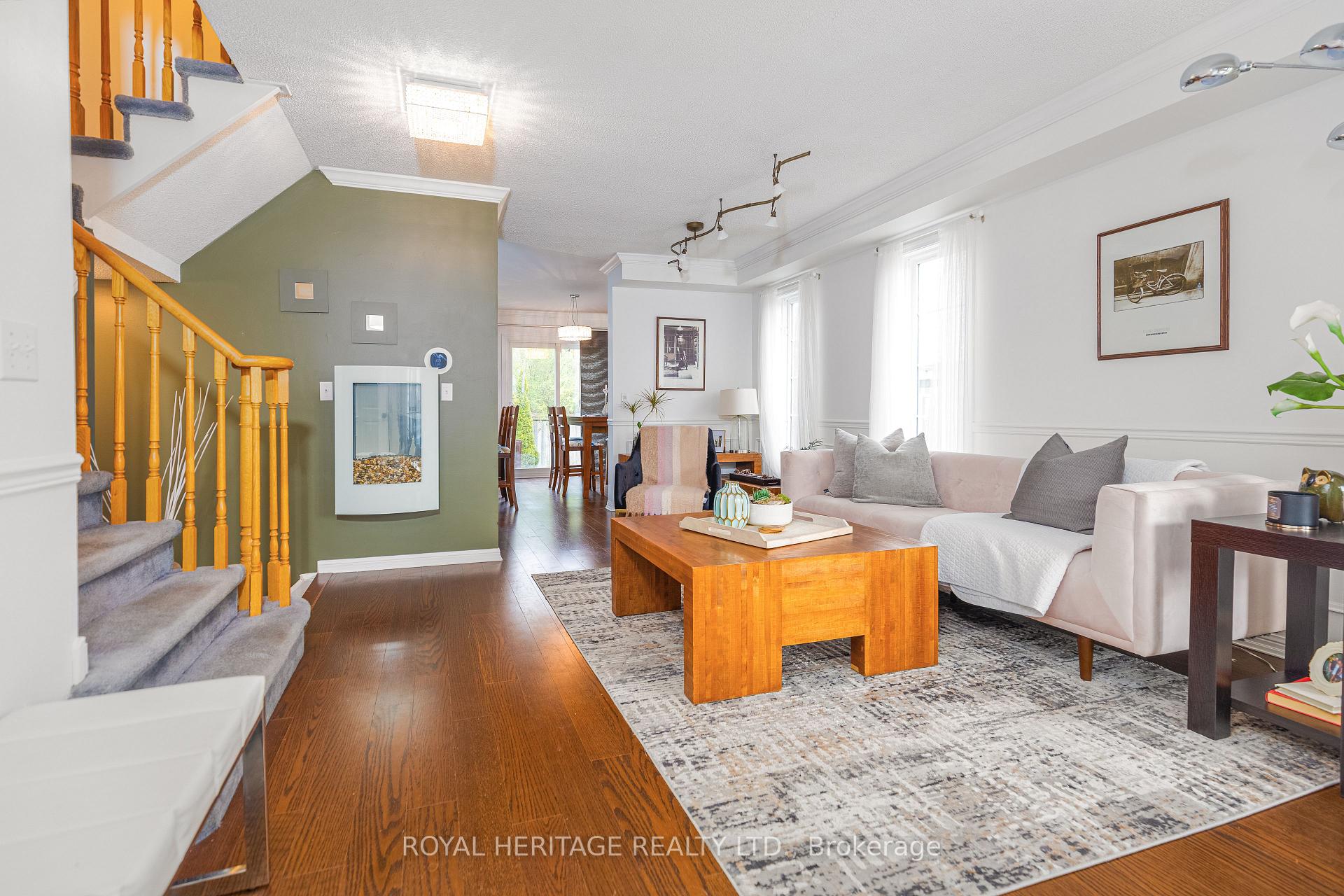 Photo 6 of 48 Greengrove Way, Whitby, Rolling Acres — HOMEH