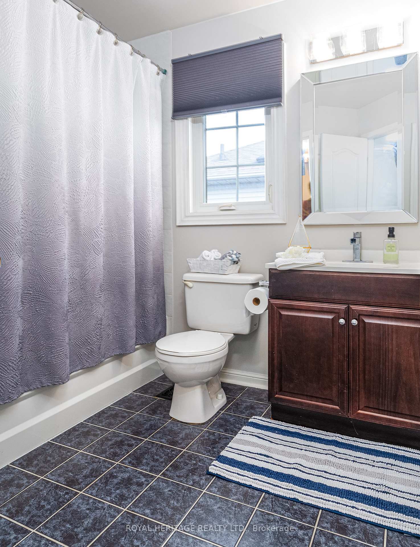 Photo 46 of 48 Greengrove Way, Whitby, Rolling Acres — HOMEH