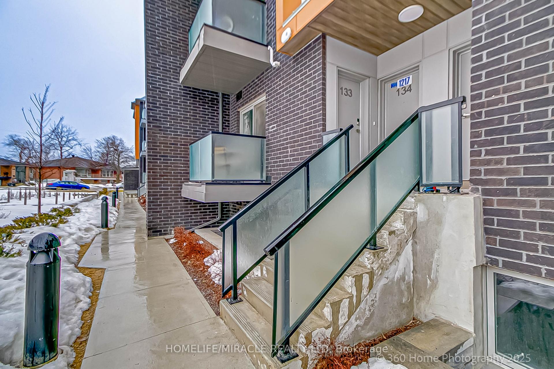 Photo 2 of Unit 133, 1081 Danforth Road, Scarborough, Eglinton East — HOMEH