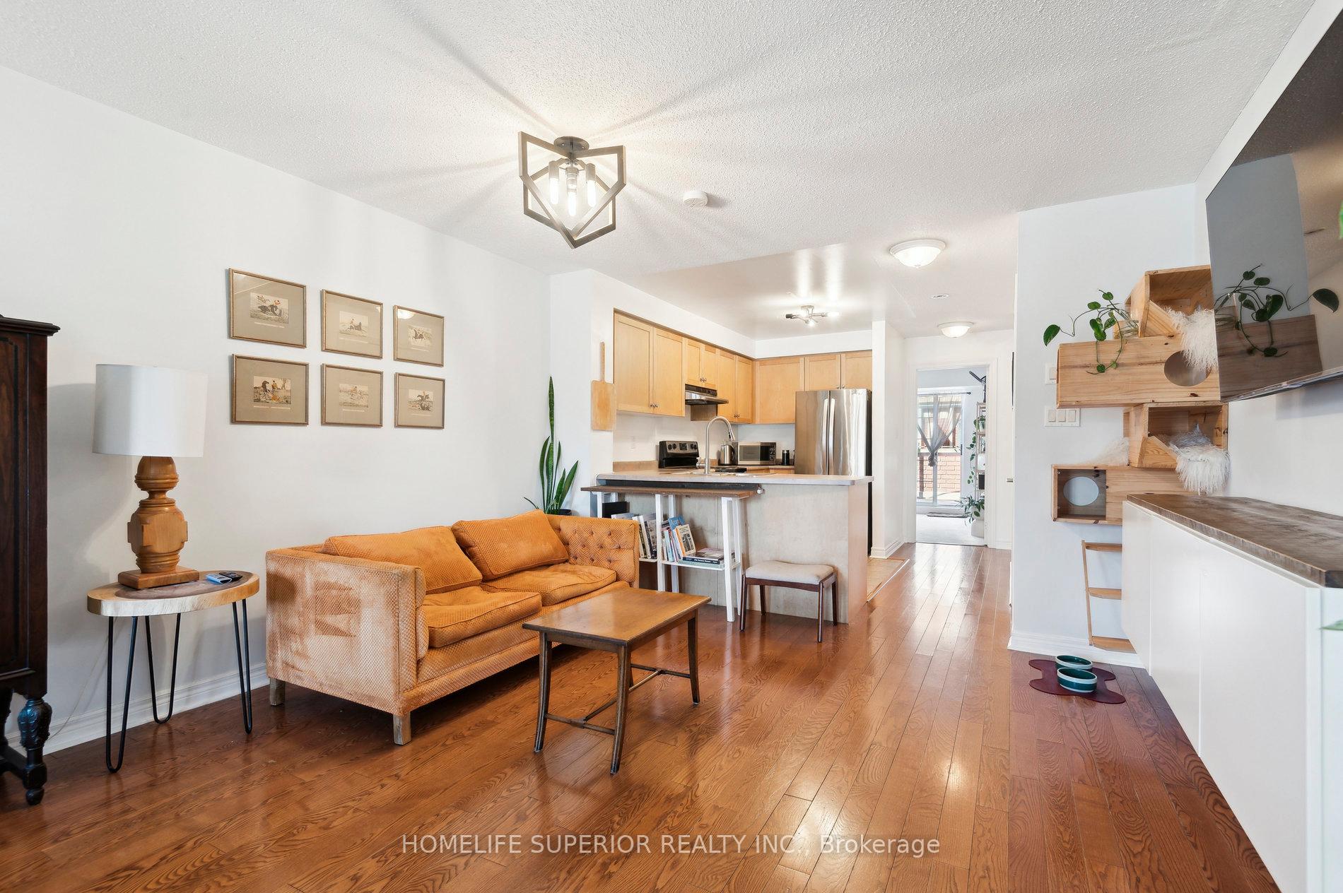 Photo 2 of Unit 1, 122 Strachan Avenue, Toronto, Niagara — HOMEH