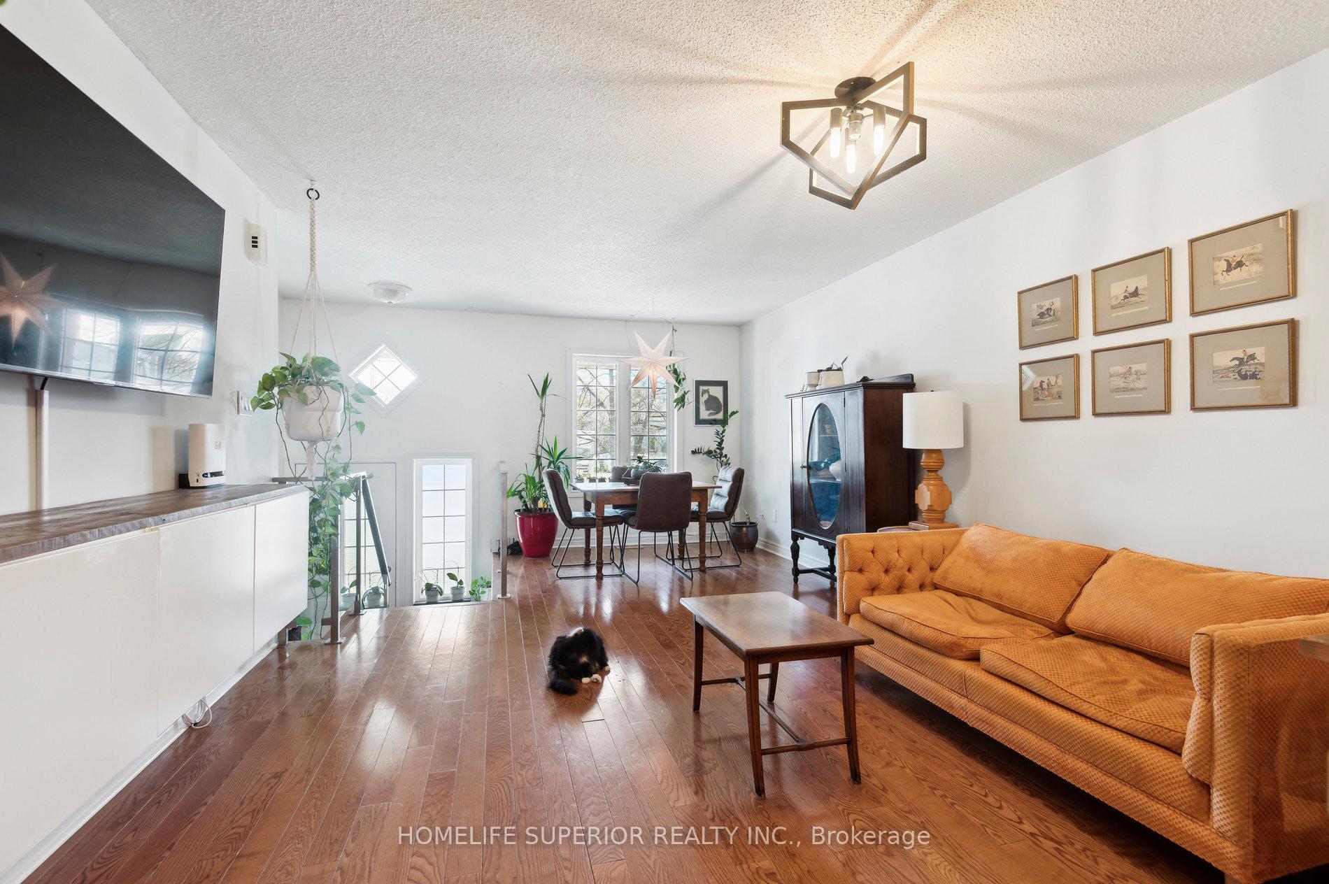Photo 9 of Unit 1, 122 Strachan Avenue, Toronto, Niagara — HOMEH