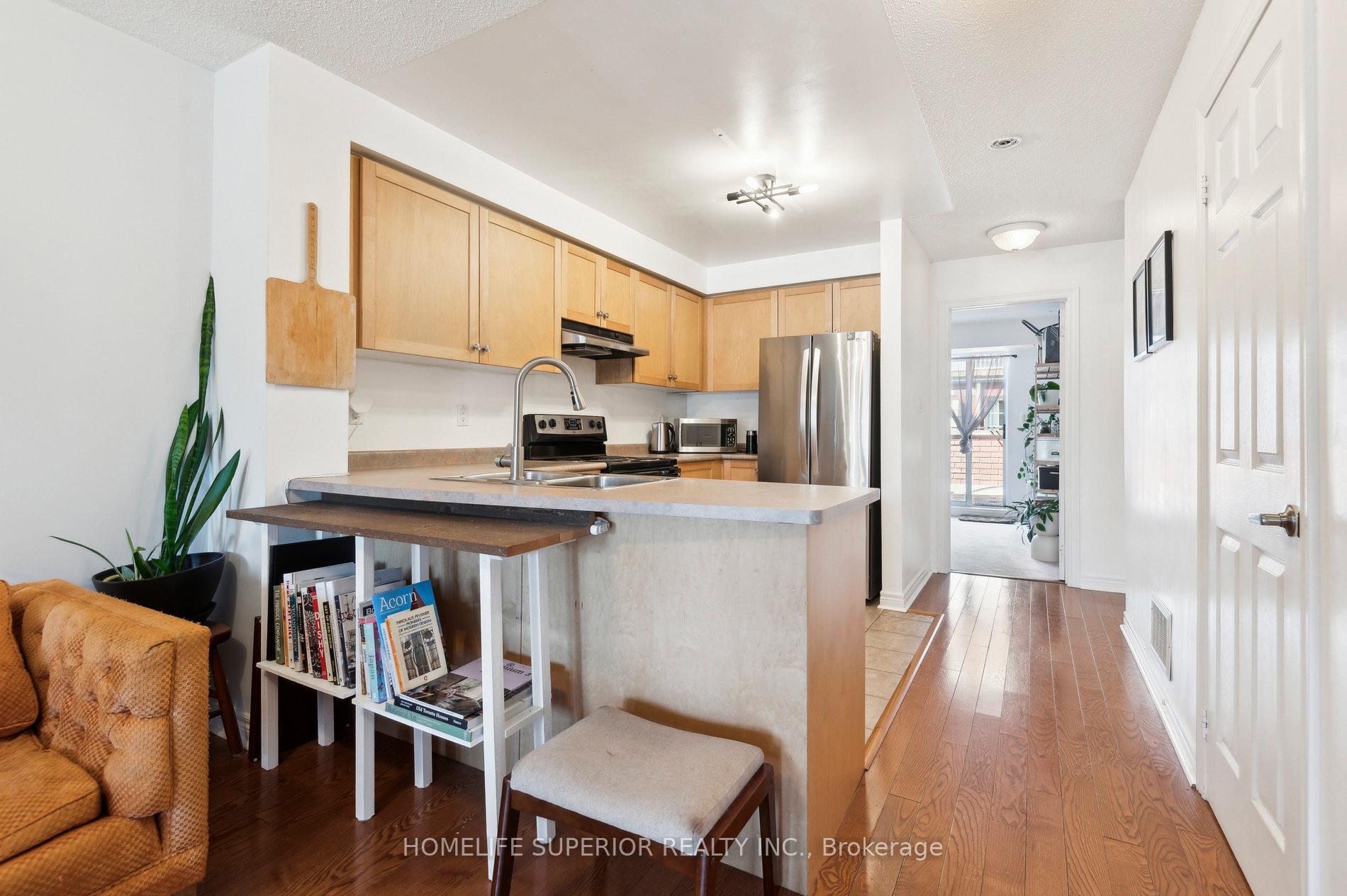 Photo 16 of Unit 1, 122 Strachan Avenue, Toronto, Niagara — HOMEH