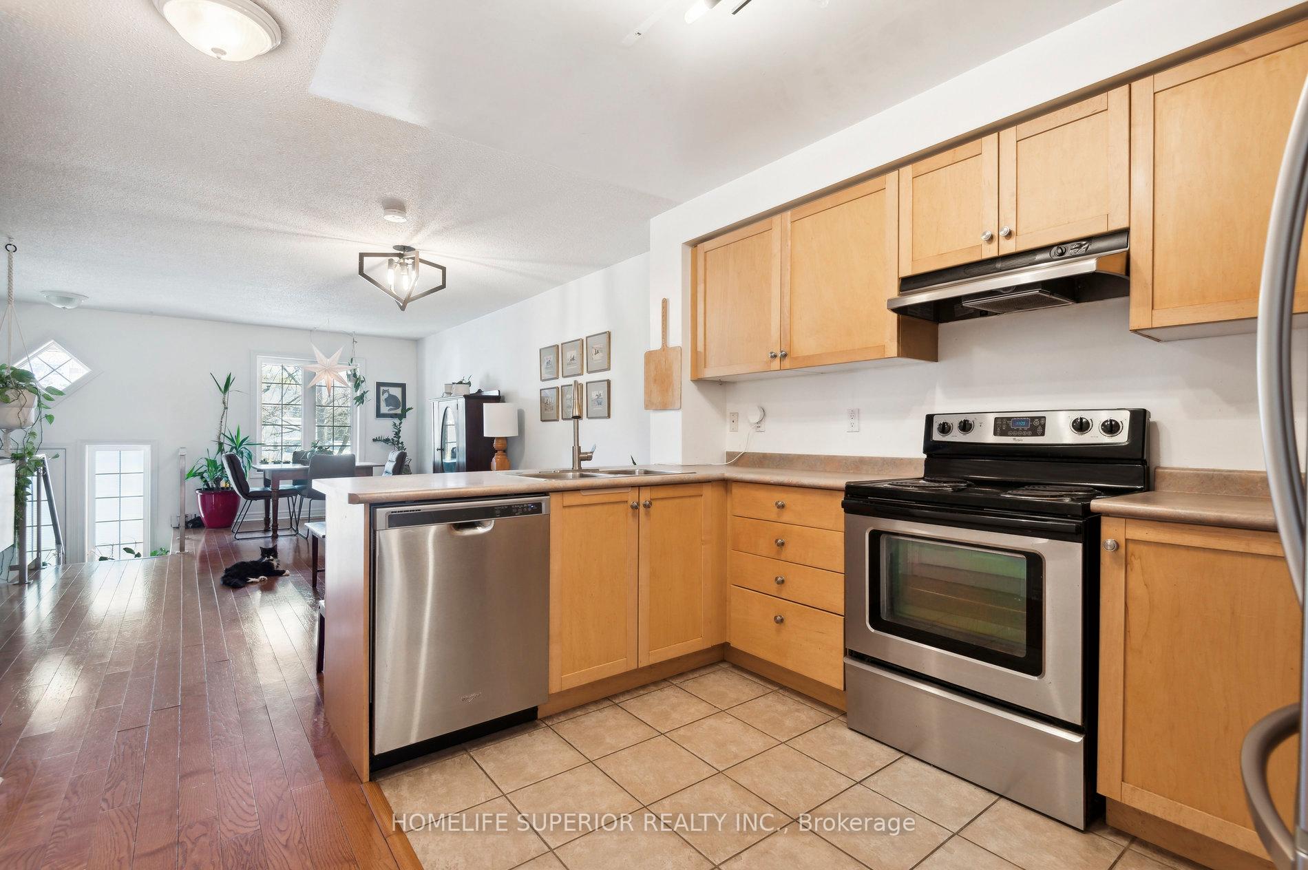 Photo 17 of Unit 1, 122 Strachan Avenue, Toronto, Niagara — HOMEH