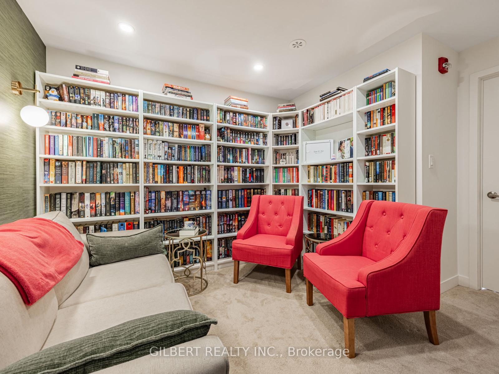 Photo 13 of Unit 9, 10 marquette Avenue, Toronto, Englemount-Lawrence — HOMEH