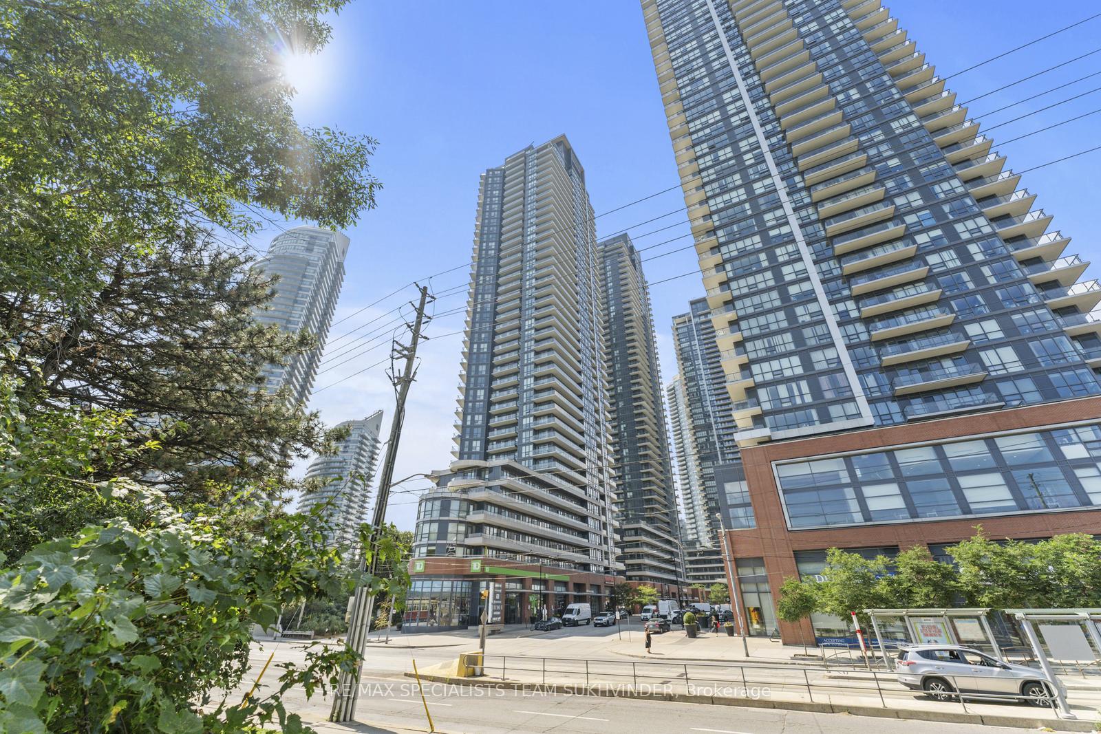 Front of Unit Lph03, 2212 Lakeshore Boulevard