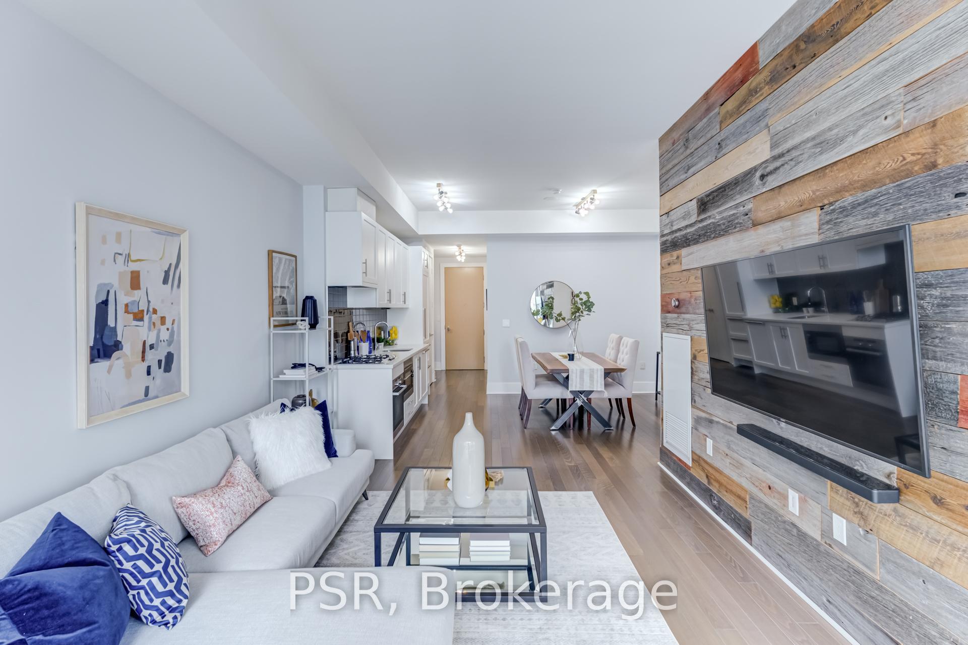 Photo 1 of Unit 627, 29 Queens Quay E, Toronto, Waterfront Communities — HOMEH