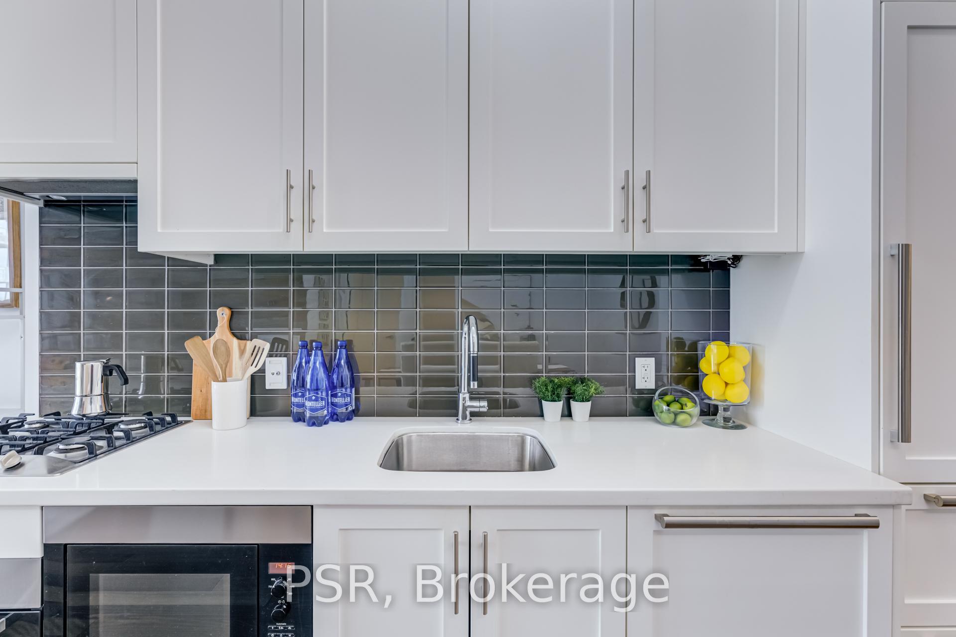 Photo 14 of Unit 627, 29 Queens Quay E, Toronto, Waterfront Communities — HOMEH