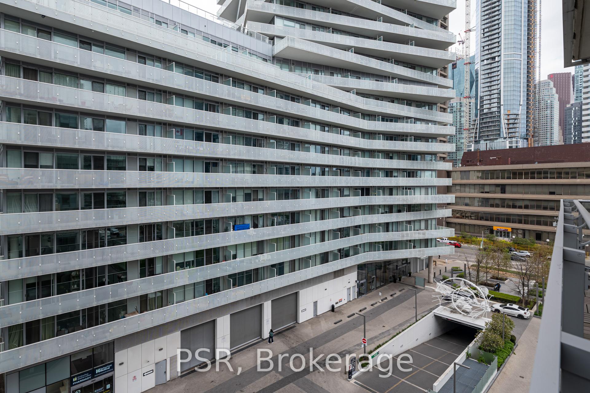 Photo 24 of Unit 627, 29 Queens Quay E, Toronto, Waterfront Communities — HOMEH
