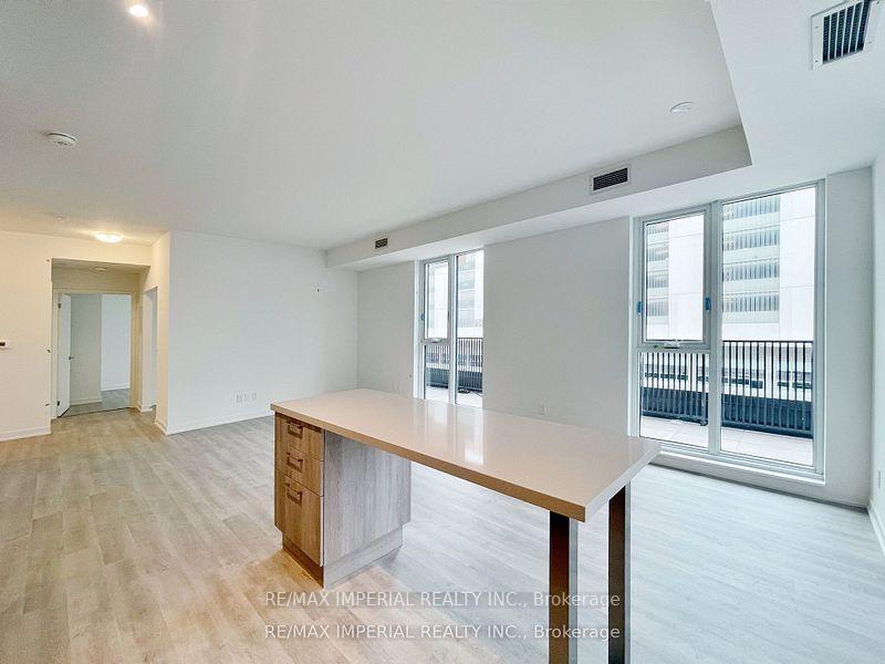 Photo 4 of Unit C317, 38 Simcoe Promenade S, Markham, Unionville — HOMEH