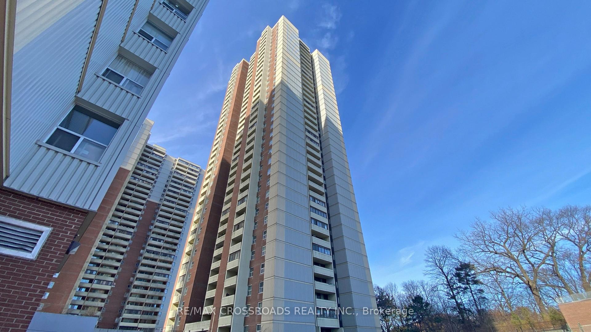 Photo 6 of Unit 2408, 3 Massey Square, Toronto, Crescent Town — HOMEH