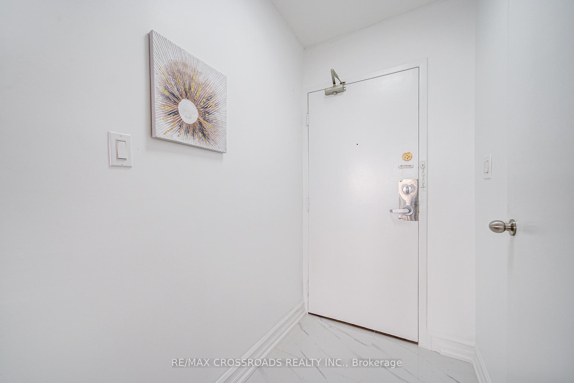 Photo 14 of Unit 2408, 3 Massey Square, Toronto, Crescent Town — HOMEH