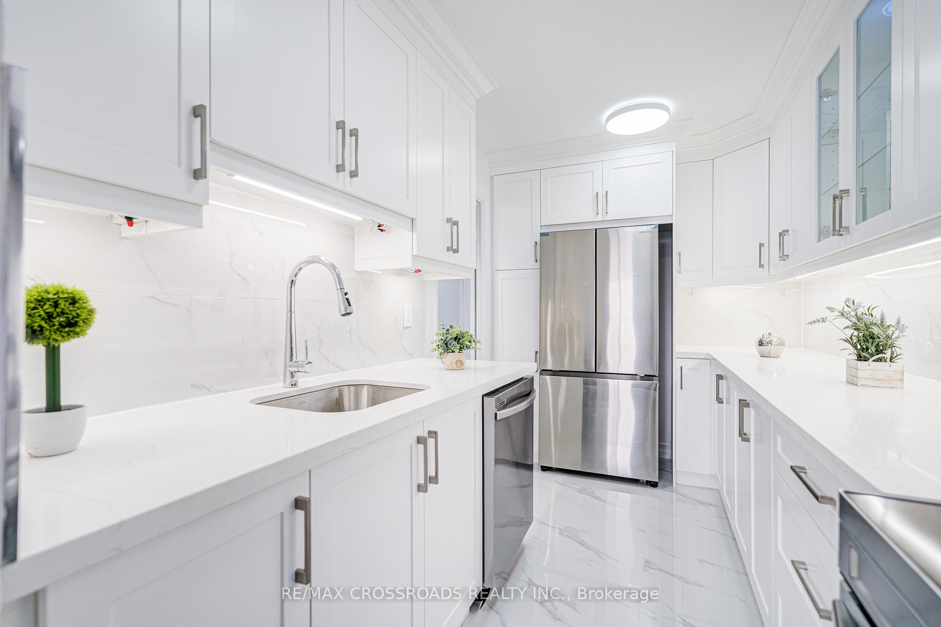 Photo 21 of Unit 2408, 3 Massey Square, Toronto, Crescent Town — HOMEH