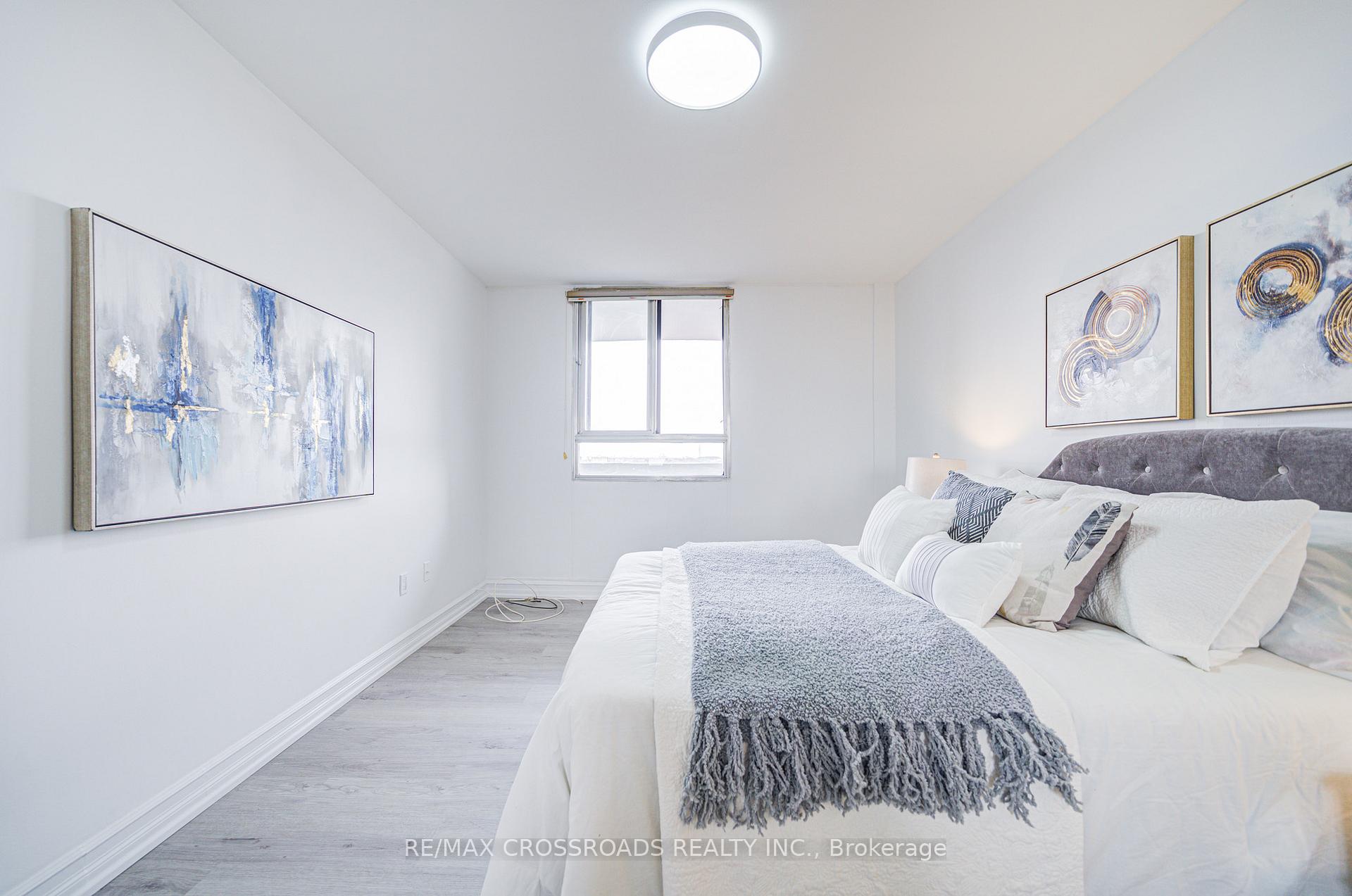 Photo 38 of Unit 2408, 3 Massey Square, Toronto, Crescent Town — HOMEH