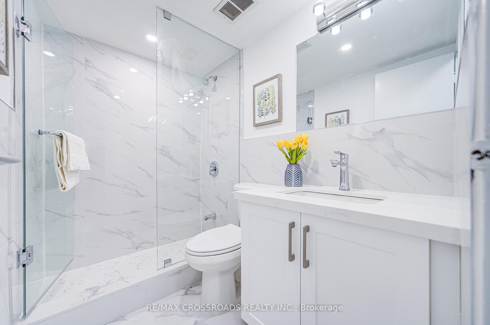 Photo 40 of Unit 2408, 3 Massey Square, Toronto, Crescent Town — HOMEH