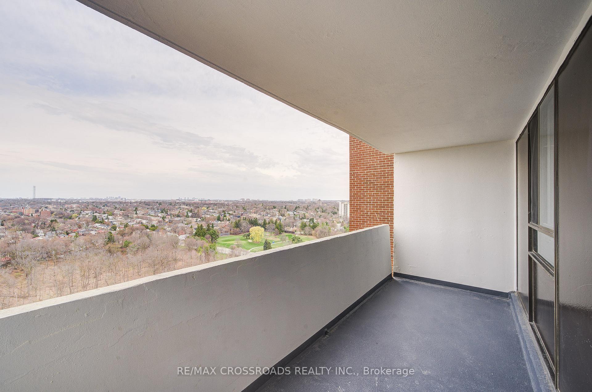 Photo 39 of Unit 2408, 3 Massey Square, Toronto, Crescent Town — HOMEH