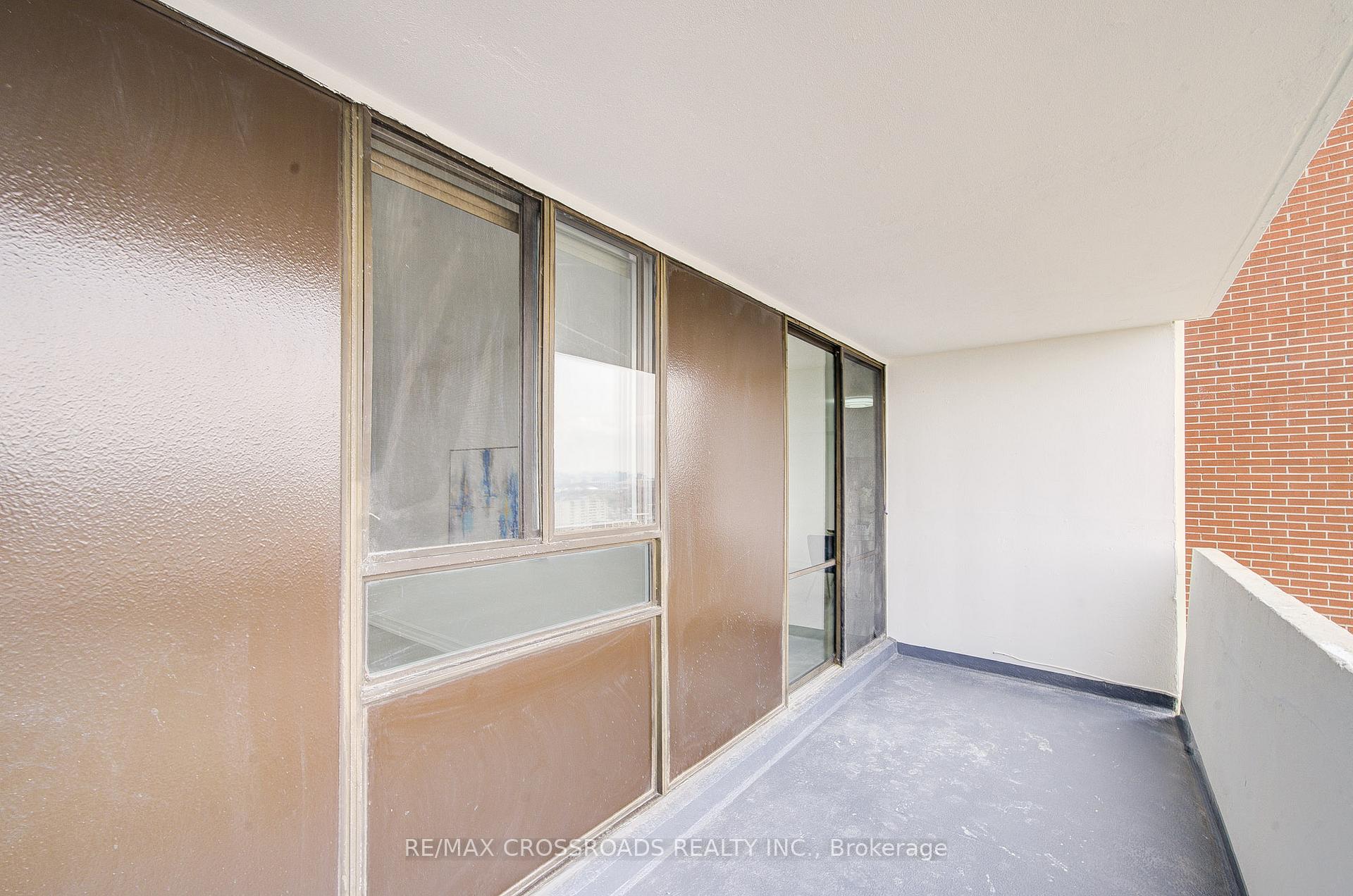 Photo 41 of Unit 2408, 3 Massey Square, Toronto, Crescent Town — HOMEH