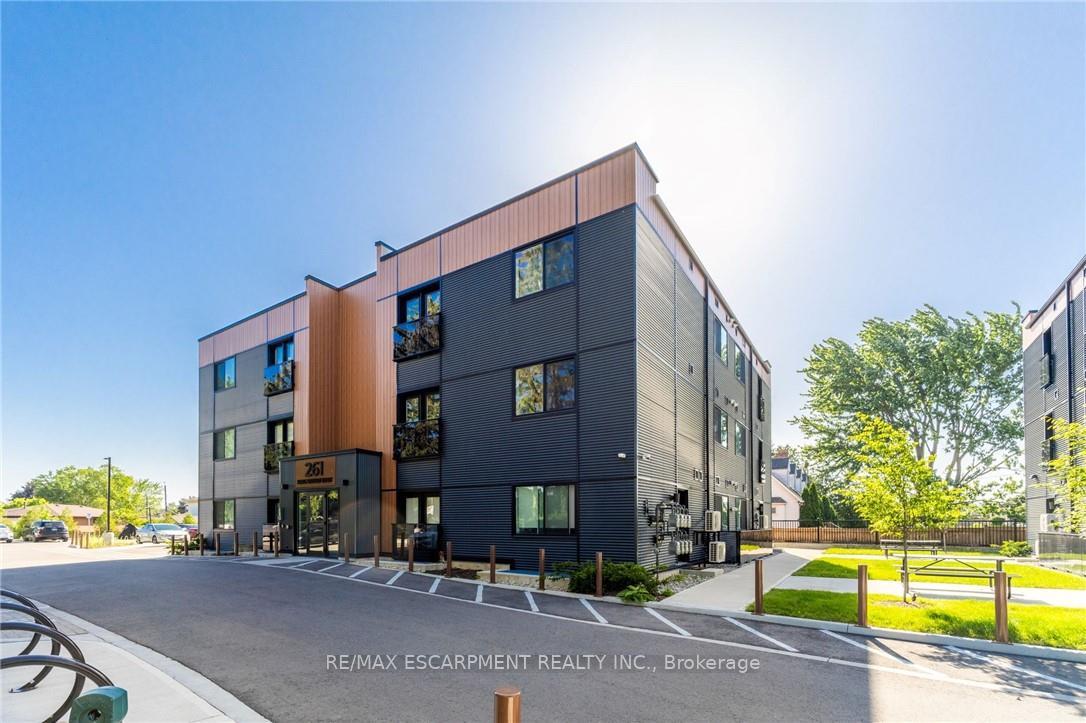 Photo 1 of Unit 301 - 3A, 261 King Street, Hamilton, Stoney Creek — HOMEH