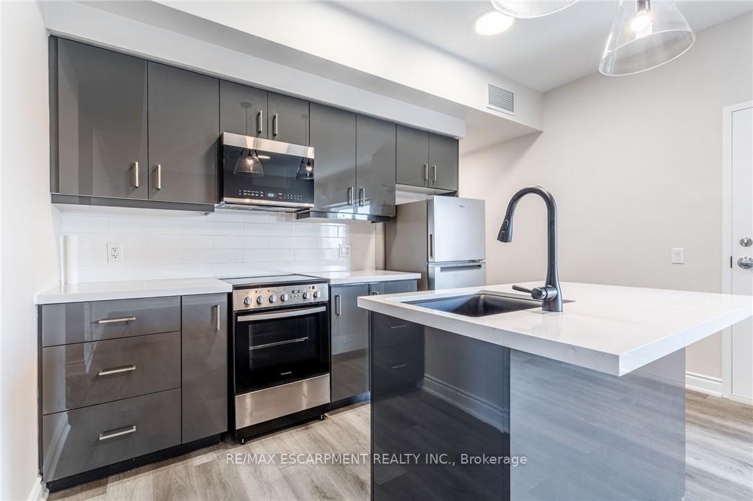 Photo 12 of Unit 301 - 3A, 261 King Street, Hamilton, Stoney Creek — HOMEH