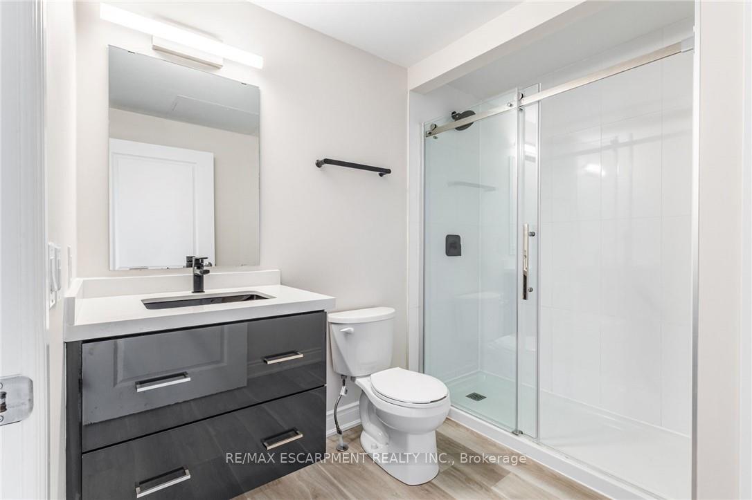 Photo 5 of Unit 301 - 3A, 261 King Street, Hamilton, Stoney Creek — HOMEH