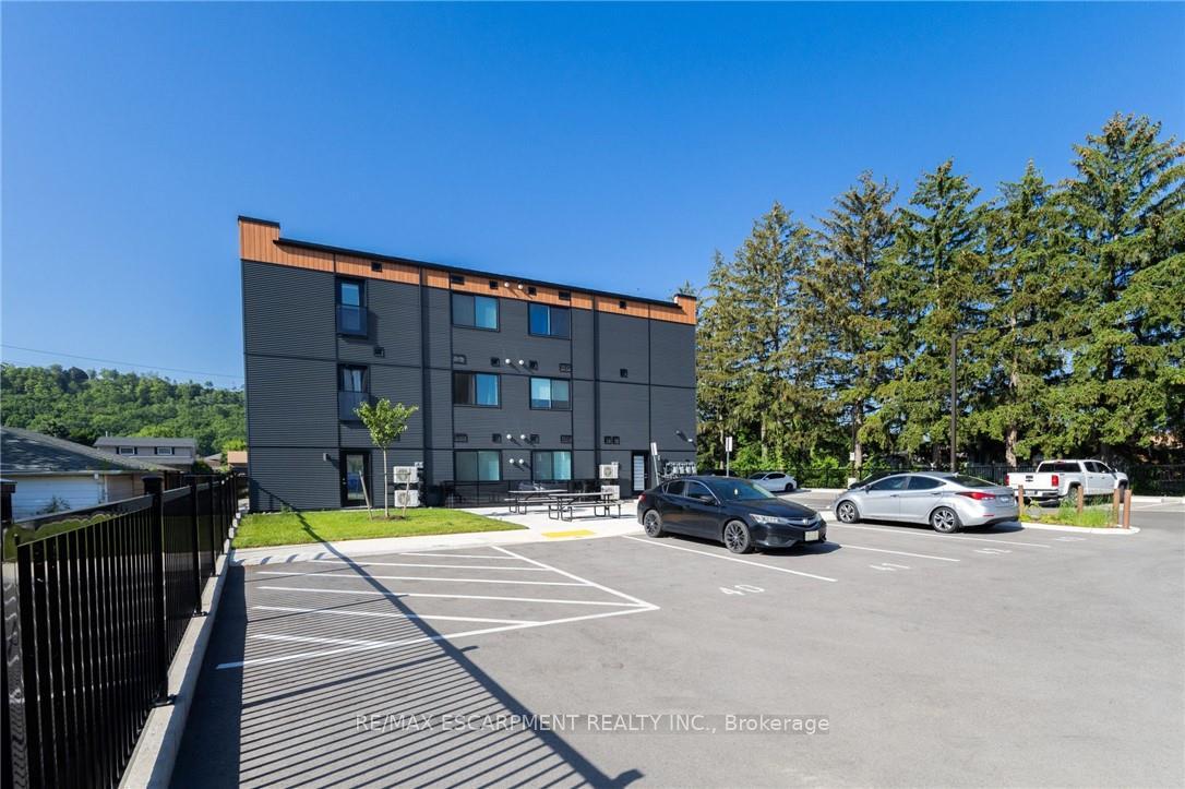 Photo 9 of Unit 301 - 3A, 261 King Street, Hamilton, Stoney Creek — HOMEH