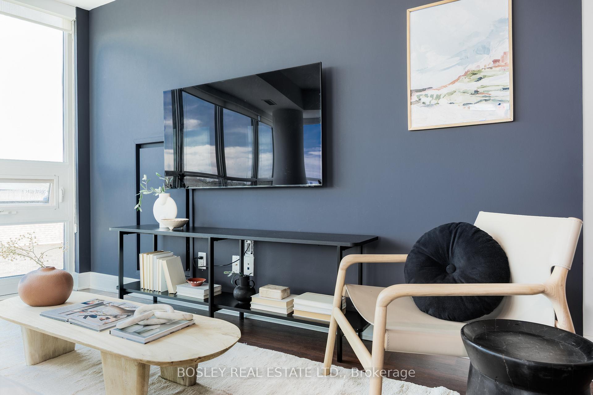 Photo 9 of Unit 418, 35 Brian Peck Crescent, Toronto, Leaside — HOMEH