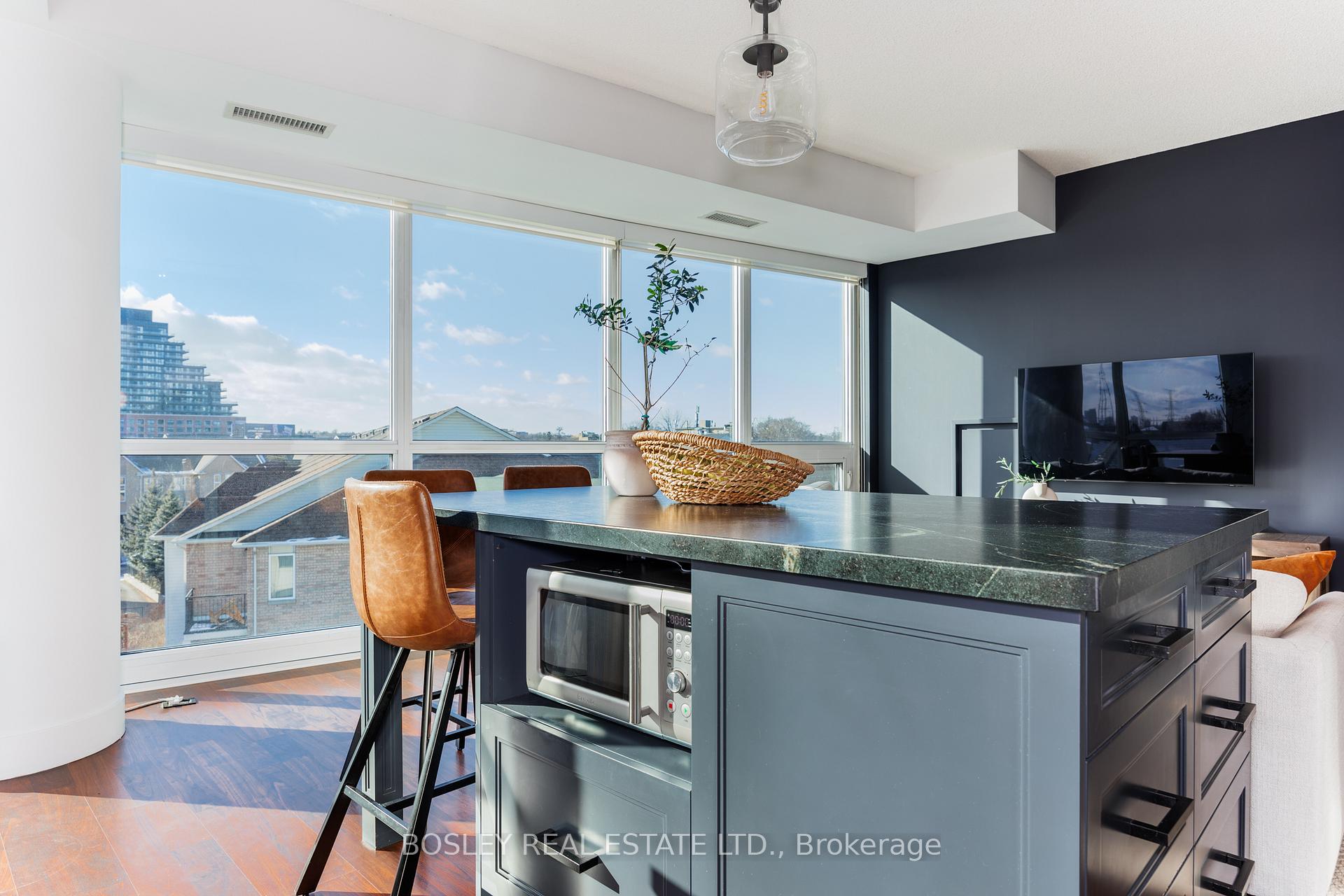 Photo 16 of Unit 418, 35 Brian Peck Crescent, Toronto, Leaside — HOMEH