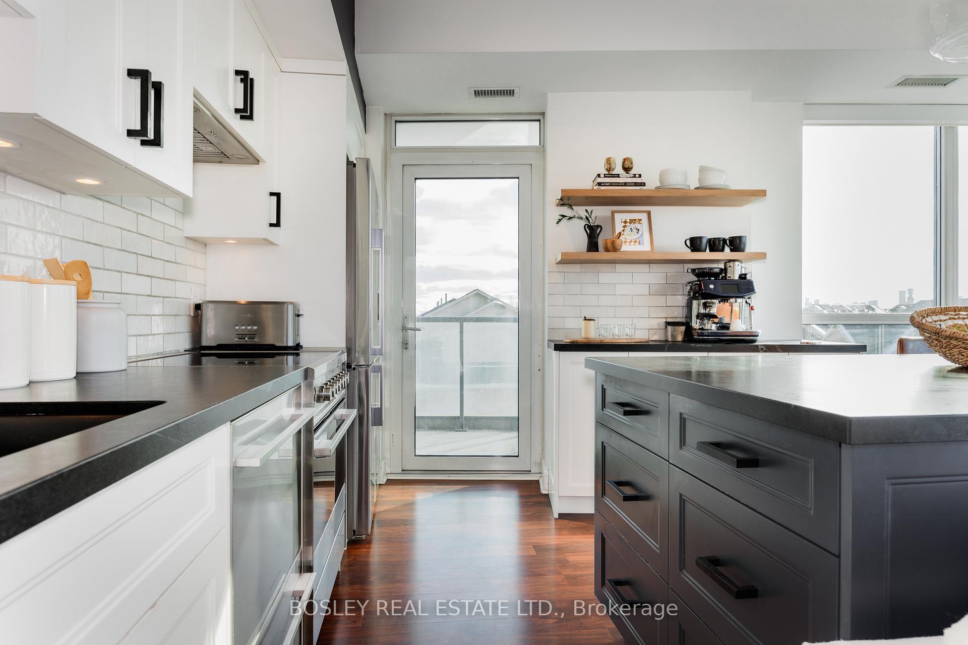 Photo 10 of Unit 418, 35 Brian Peck Crescent, Toronto, Leaside — HOMEH