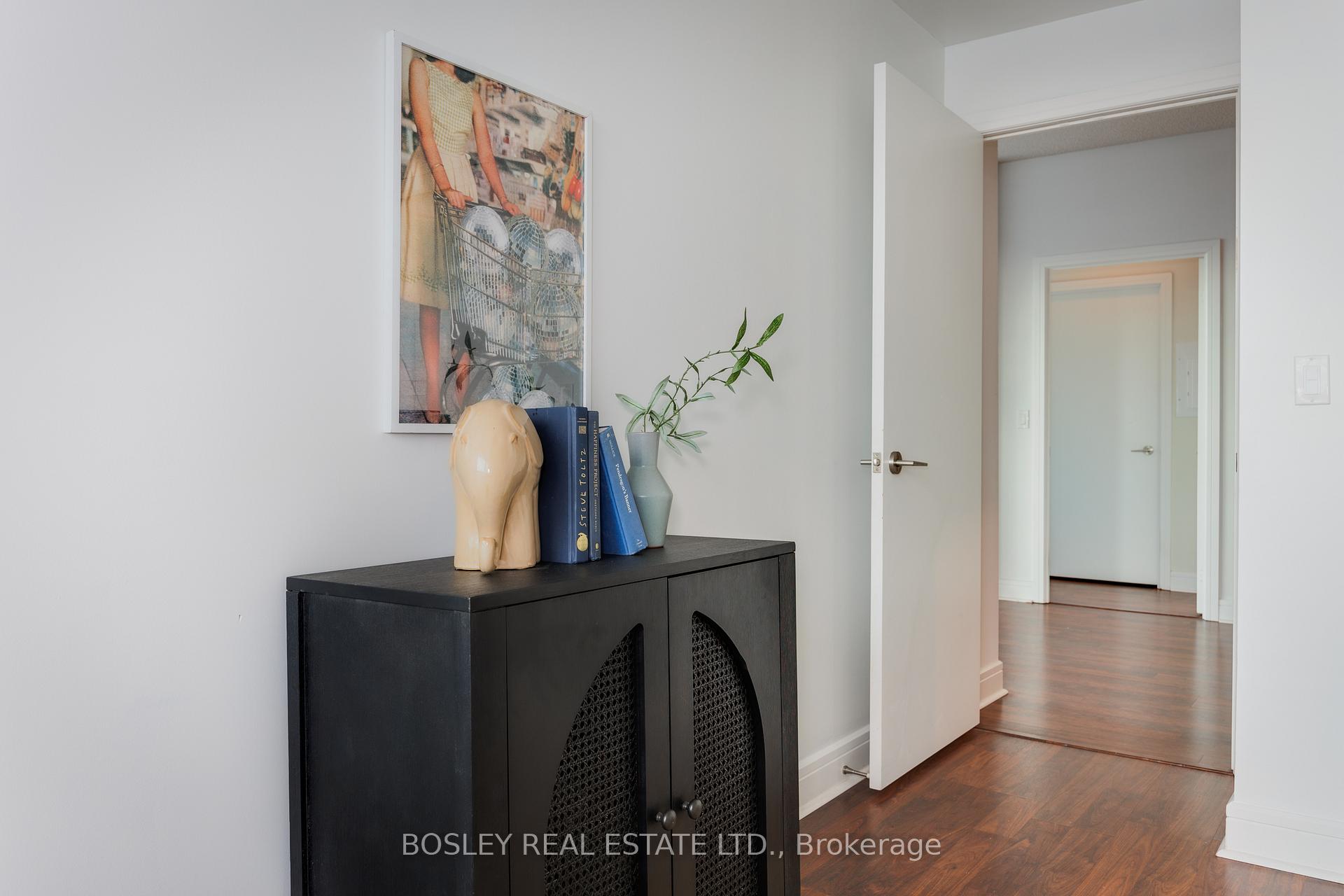 Photo 39 of Unit 418, 35 Brian Peck Crescent, Toronto, Leaside — HOMEH