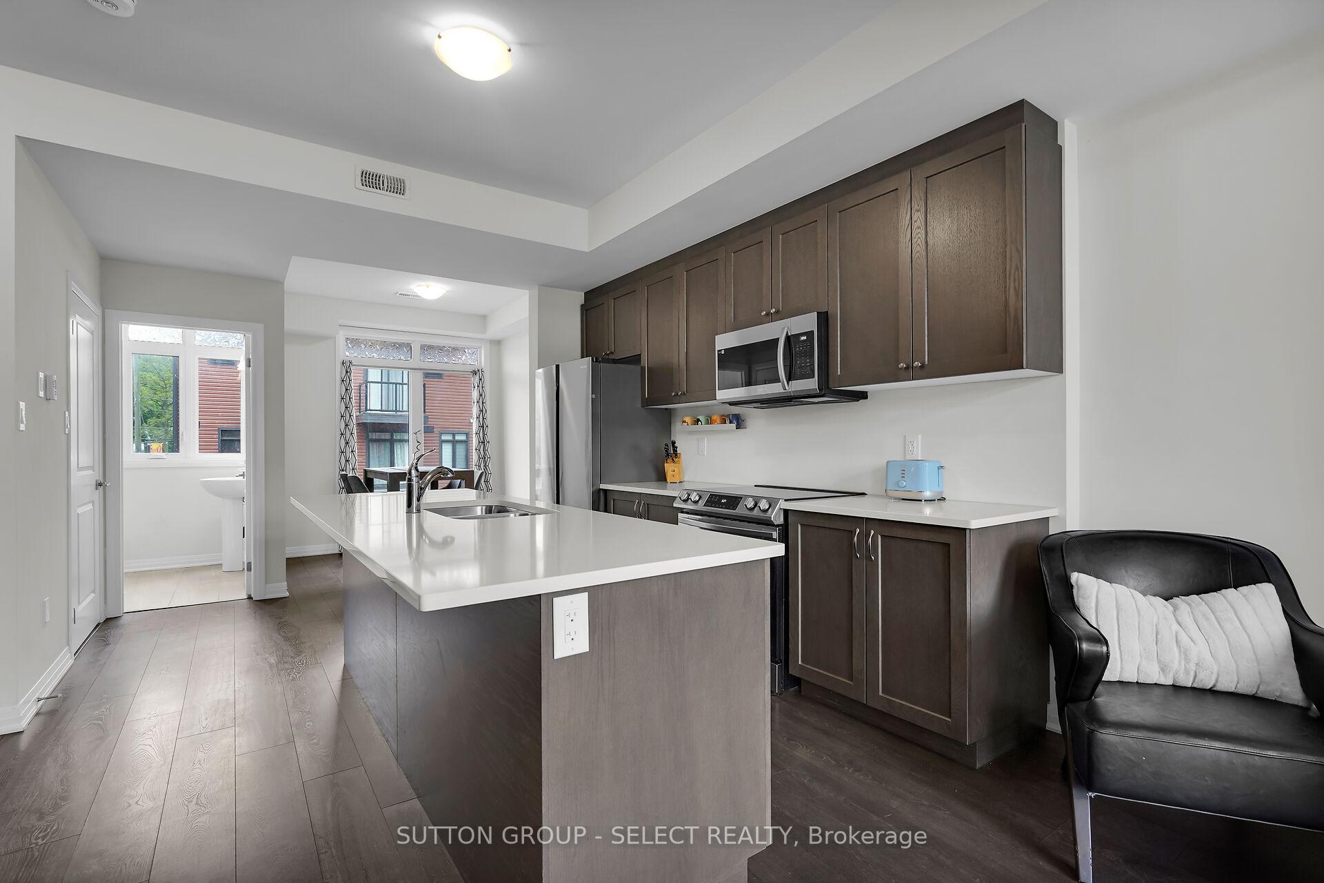 Photo 4 of Unit 7, 2 Willow St N Street, Brant, Paris — HOMEH