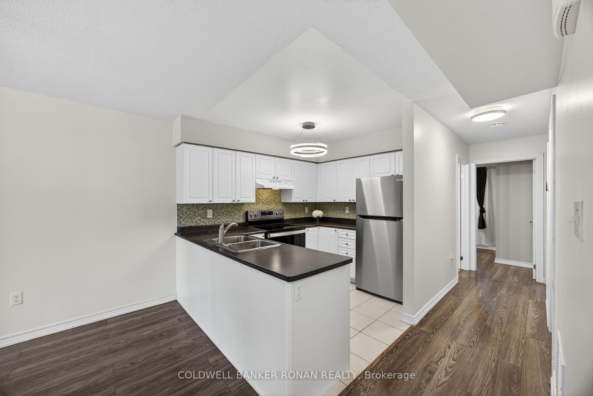 Photo 5 of Unit 8, 49 Ferndale Drive S, Barrie, Ardagh — HOMEH