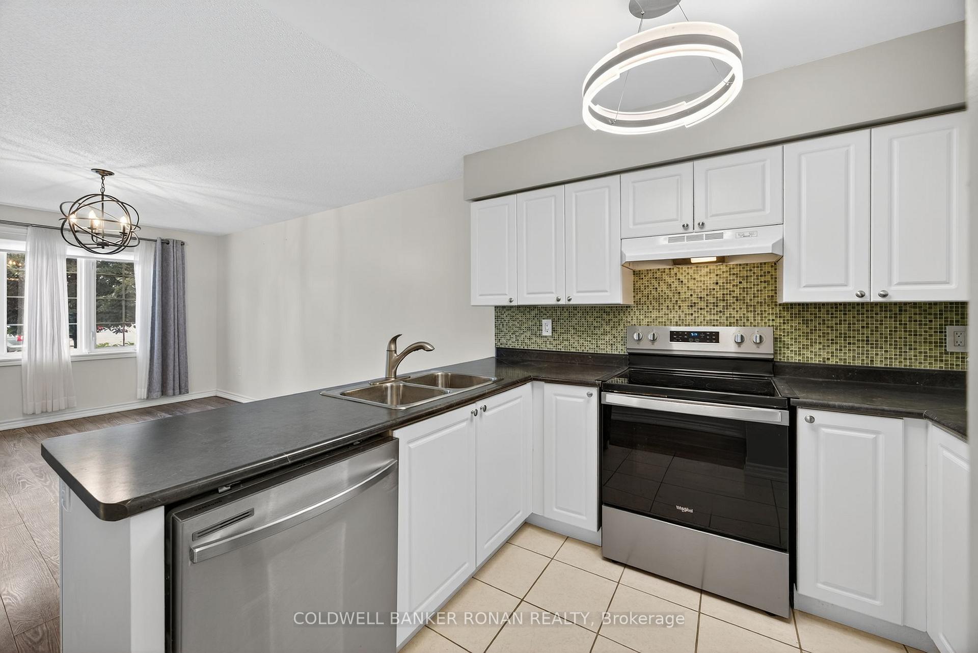 Photo 4 of Unit 8, 49 Ferndale Drive S, Barrie, Ardagh — HOMEH