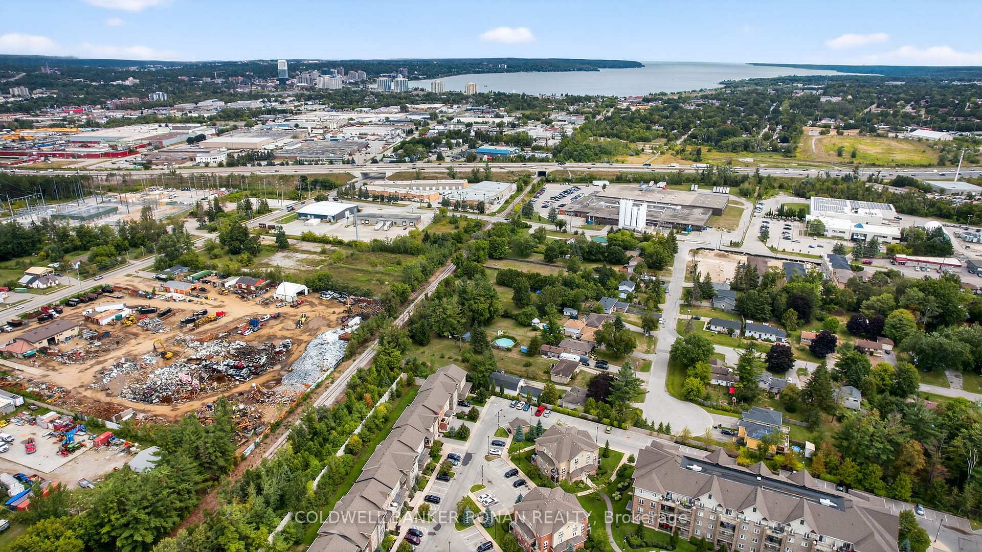 Photo 28 of Unit 8, 49 Ferndale Drive S, Barrie, Ardagh — HOMEH