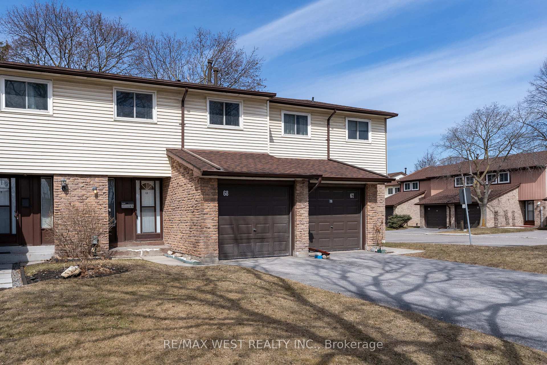 Photo 1 of Unit 68, 222 Pearson Street, Oshawa, O'Neill — HOMEH