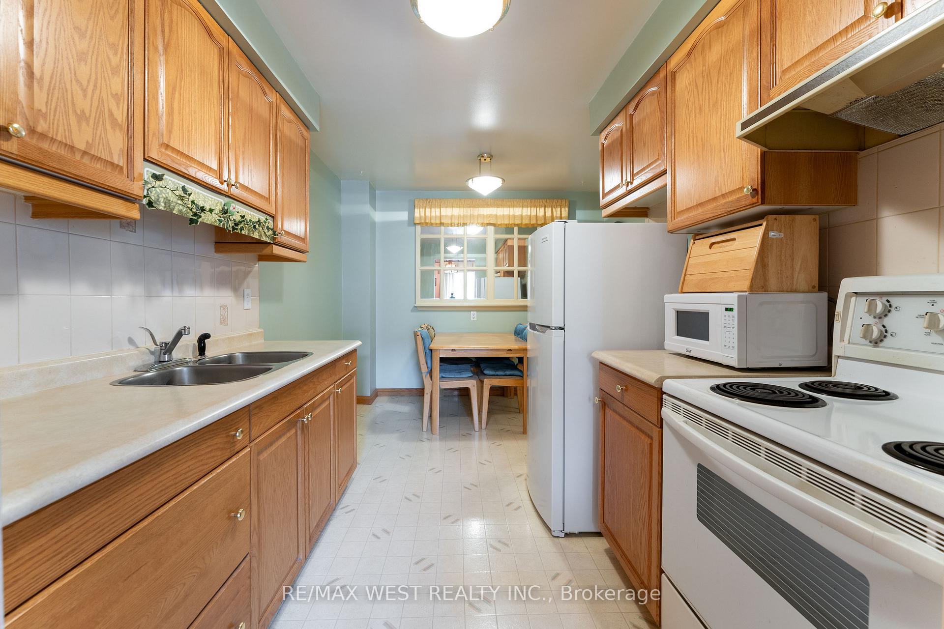 Photo 7 of Unit 68, 222 Pearson Street, Oshawa, O'Neill — HOMEH