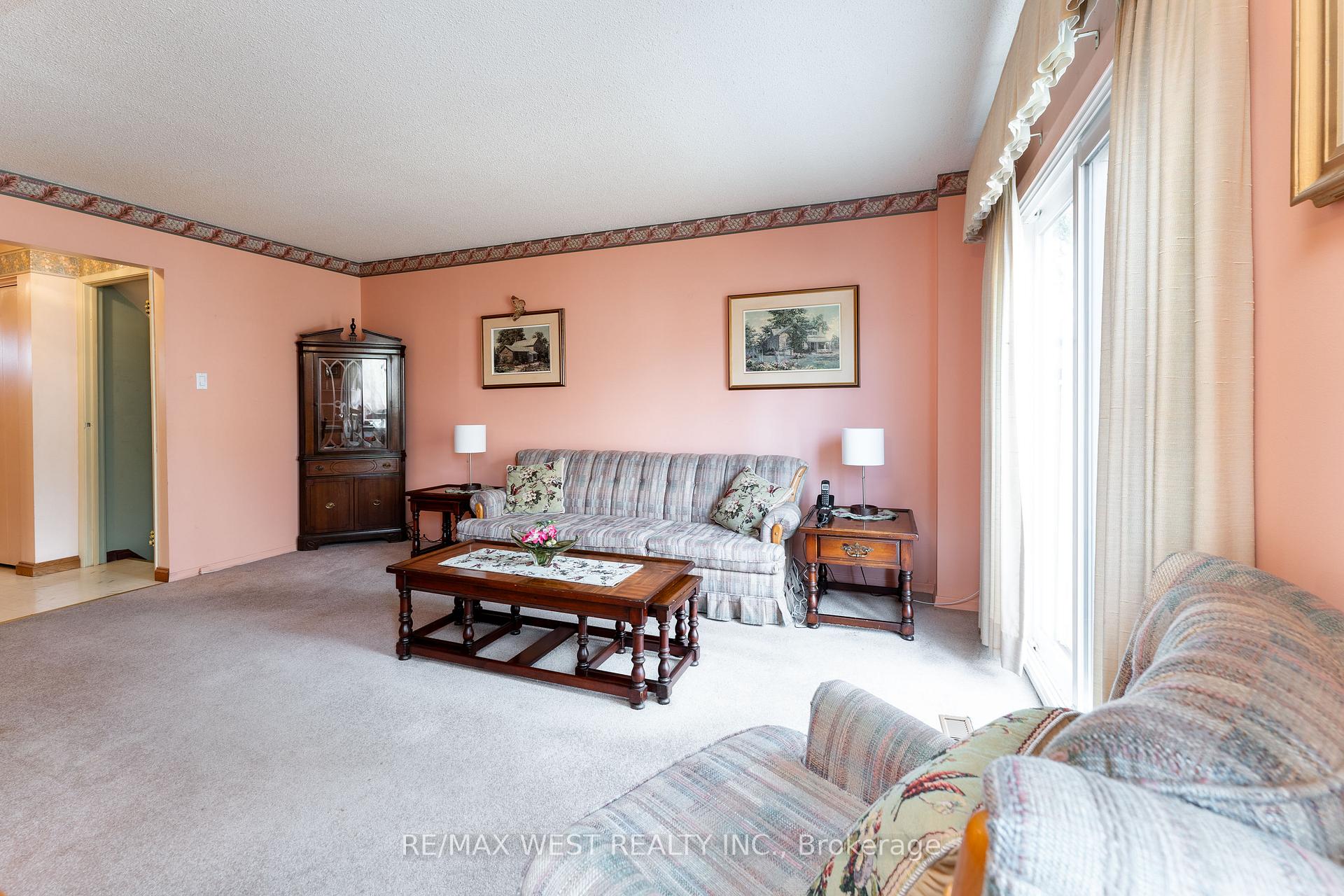 Photo 6 of Unit 68, 222 Pearson Street, Oshawa, O'Neill — HOMEH