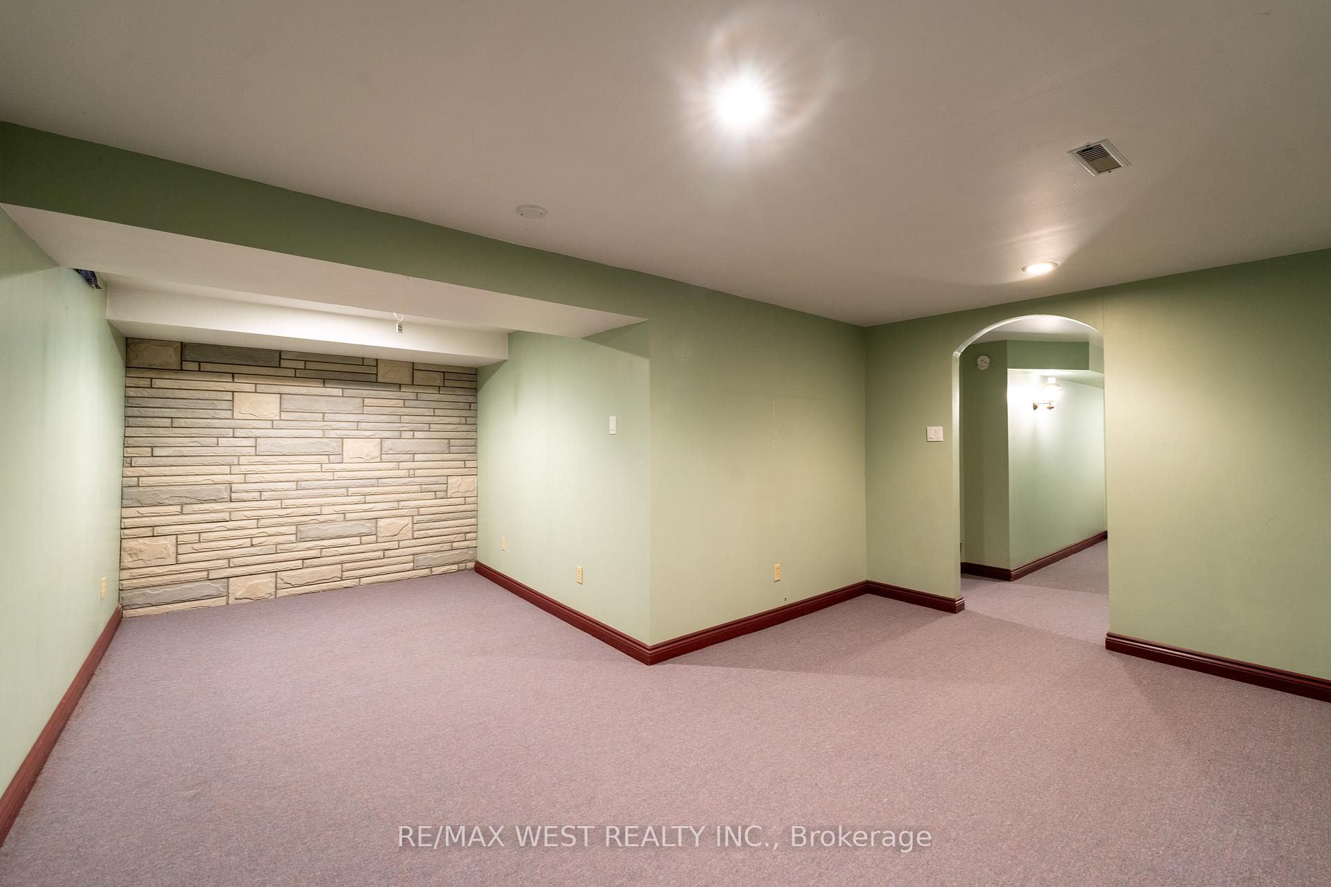 Photo 24 of Unit 68, 222 Pearson Street, Oshawa, O'Neill — HOMEH