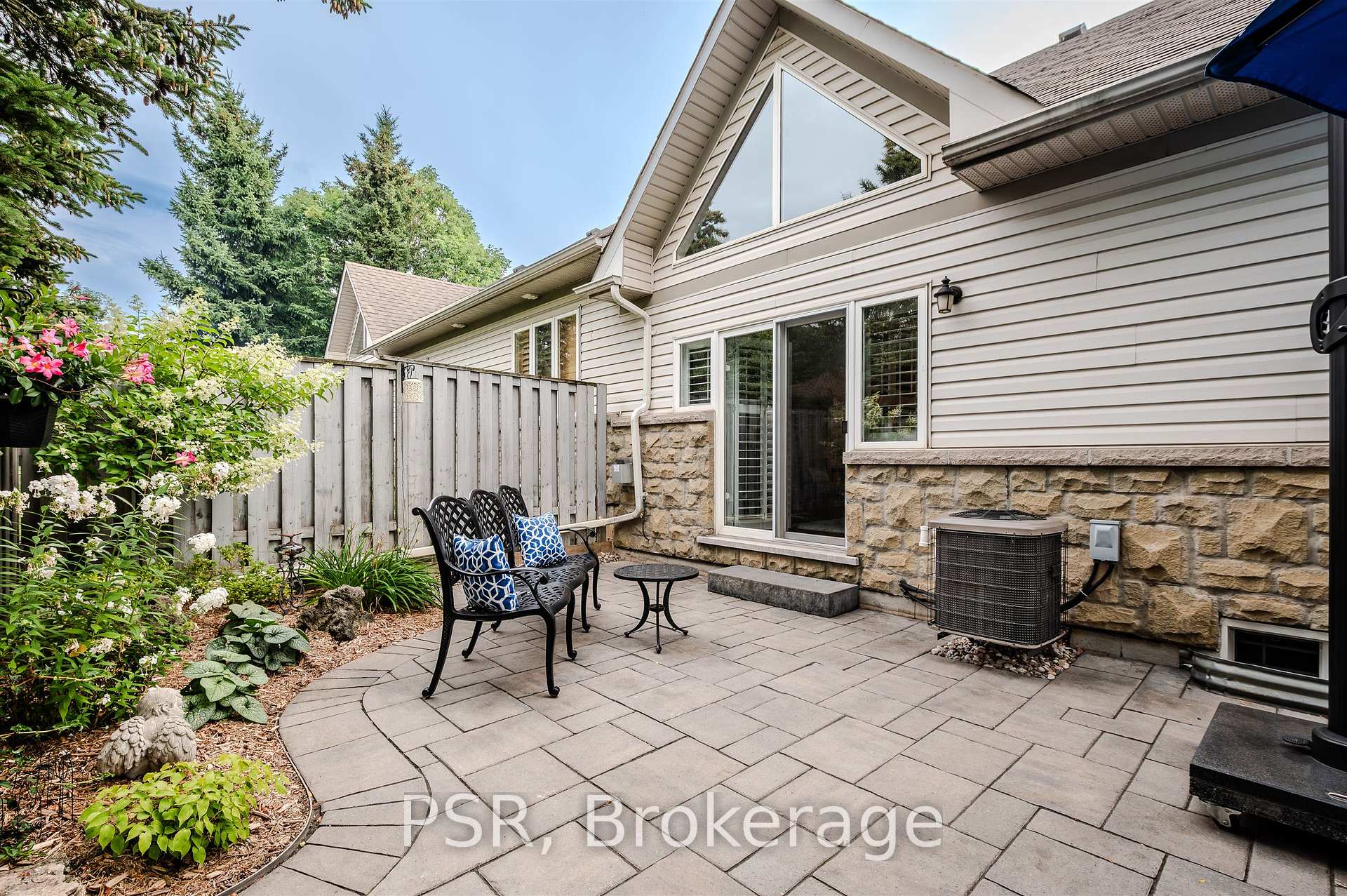 Photo 34 of Unit 49, 212 Stonehenge Drive, Hamilton, Meadowlands — HOMEH