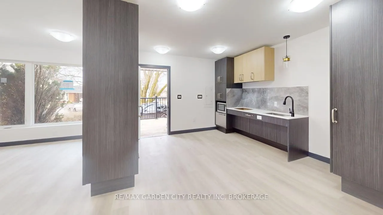 Photo 9 of 23 Warren Avenue, Hamilton, Balfour — HOMEH