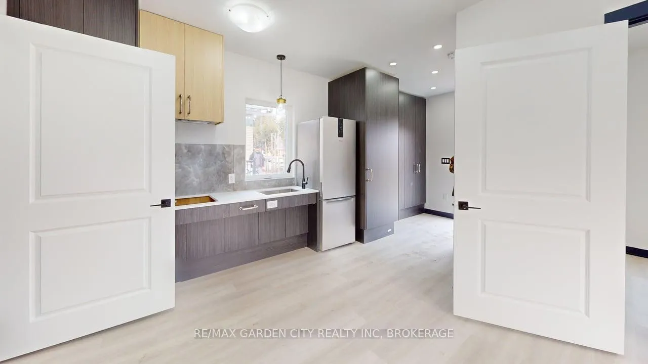 Photo 14 of 23 Warren Avenue, Hamilton, Balfour — HOMEH