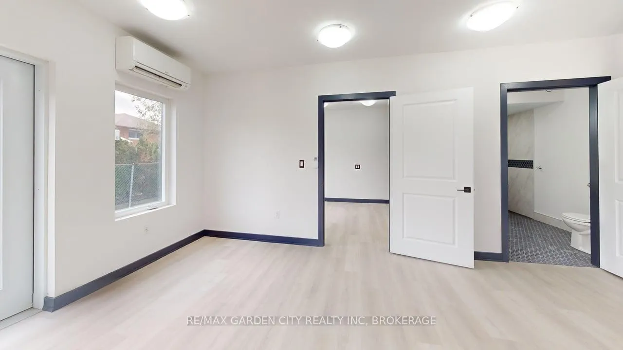 Photo 22 of 23 Warren Avenue, Hamilton, Balfour — HOMEH