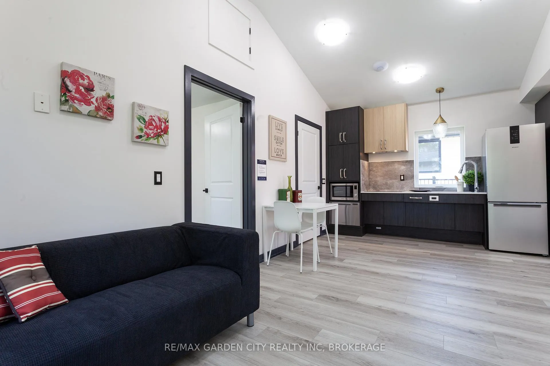 Photo 31 of 23 Warren Avenue, Hamilton, Balfour — HOMEH