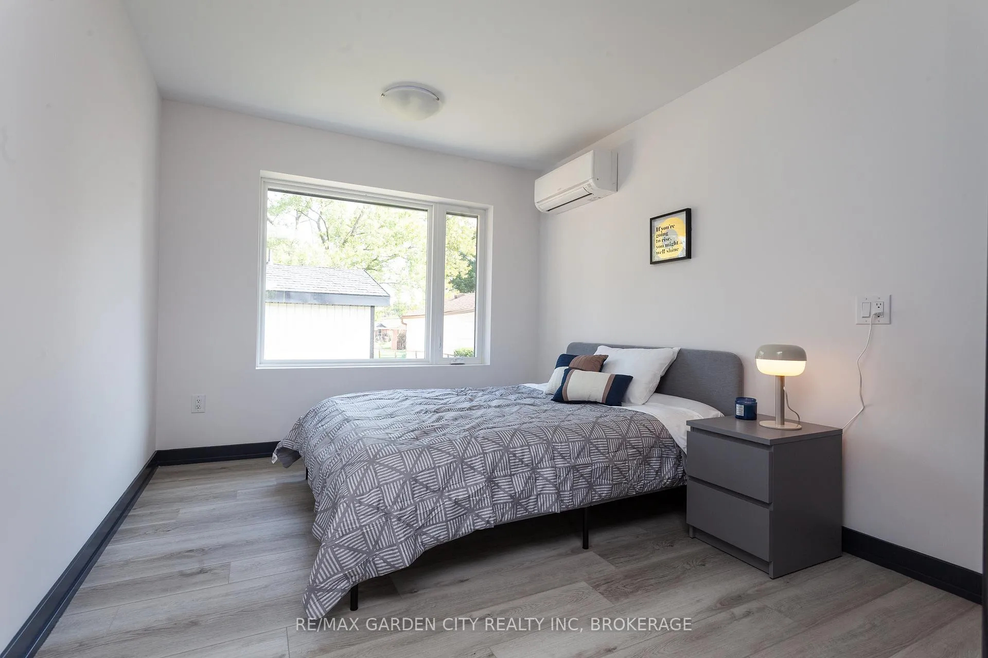 Photo 34 of 23 Warren Avenue, Hamilton, Balfour — HOMEH