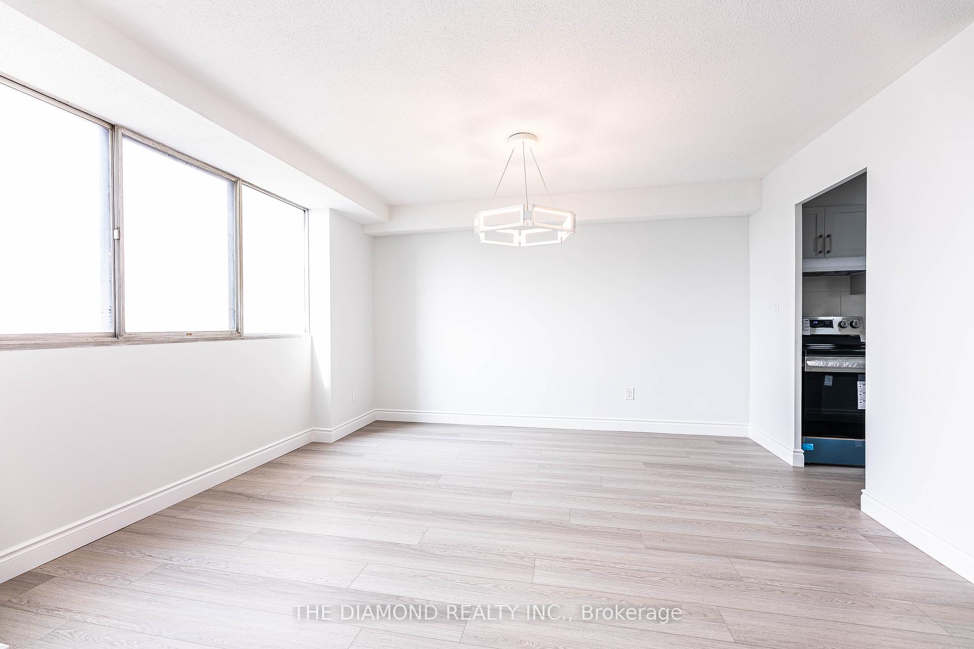 Photo 5 of Unit 3206, 3 Massey Square, Toronto, Crescent Town — HOMEH