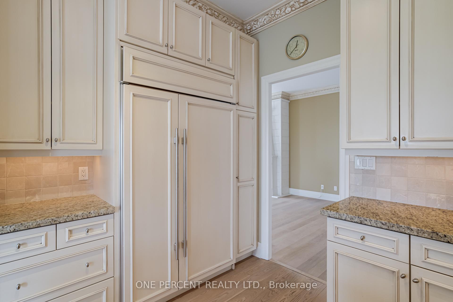 Photo 20 of Unit PH1, 2855 Bloor Street W, Etobicoke, Stonegate-Queensway — HOMEH