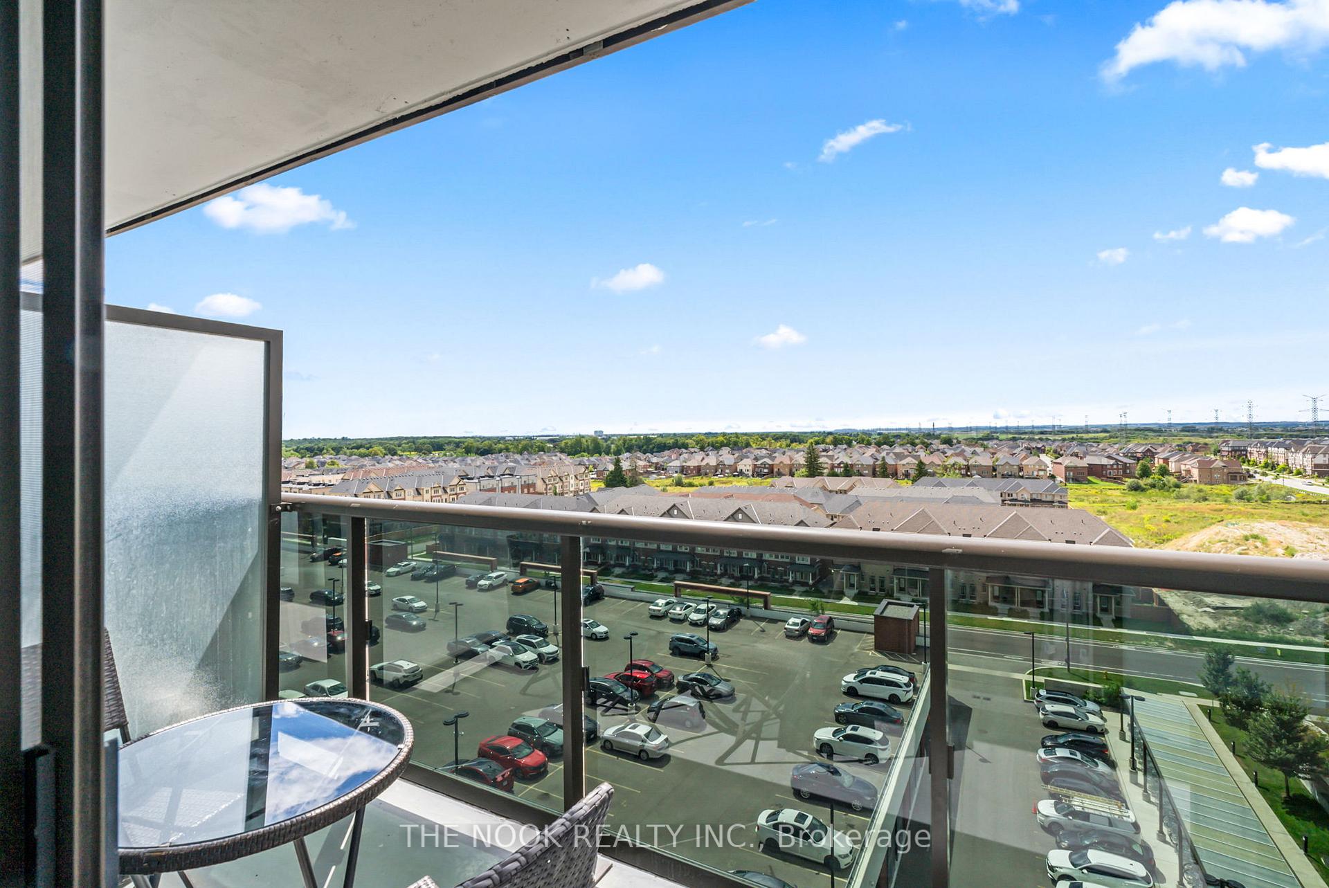 Photo 11 of Unit 805, 2550 Simcoe Street N, Oshawa, Windfields — HOMEH
