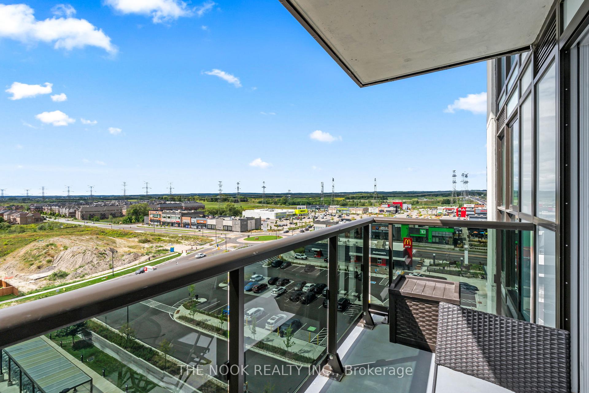 Photo 15 of Unit 805, 2550 Simcoe Street N, Oshawa, Windfields — HOMEH