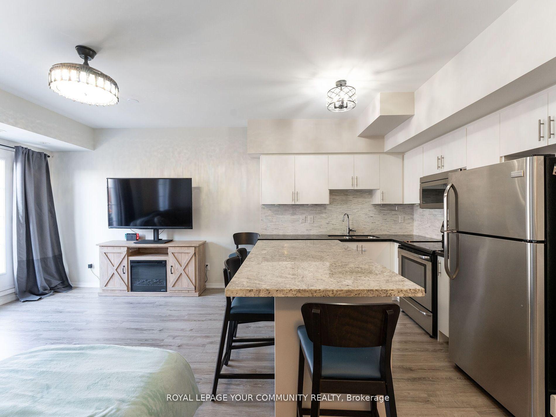 Photo 3 of Unit A19, 26 Bruce Street, Vaughan, East Woodbridge — HOMEH