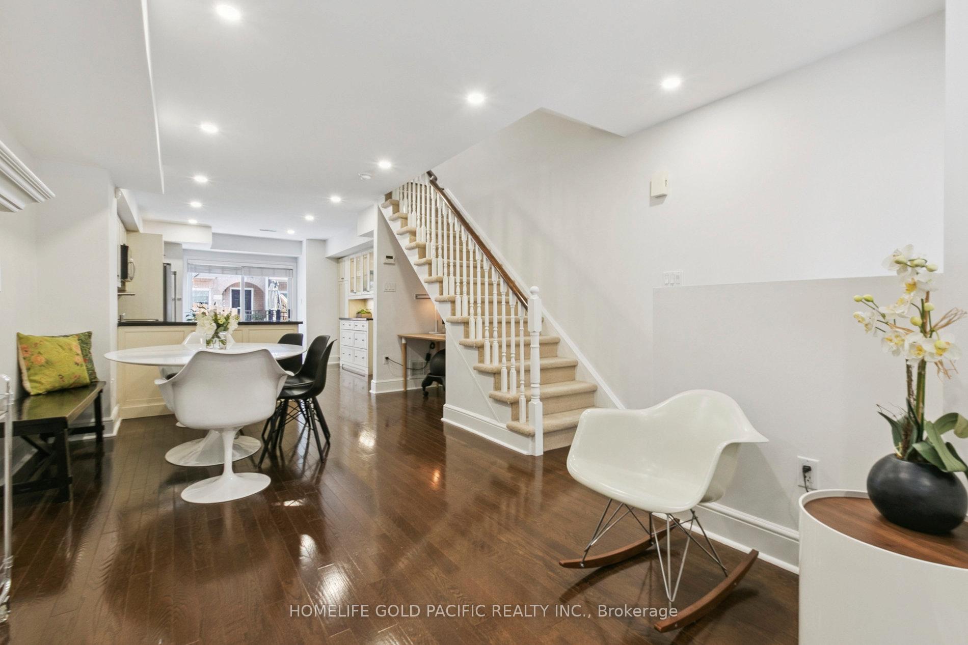 Photo 3 of Unit TH 1, 151 Merton Street, Toronto, Mount Pleasant West — HOMEH