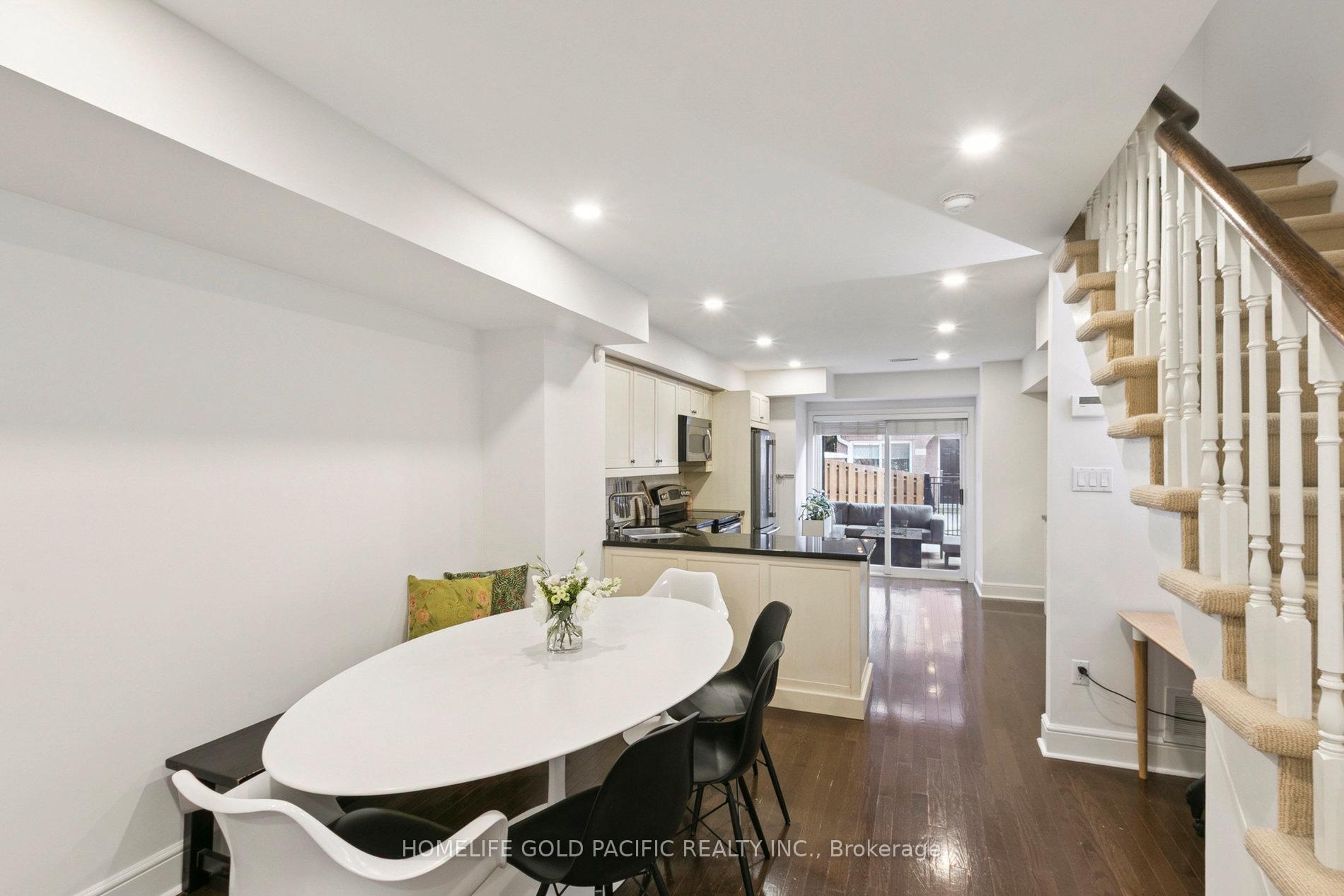 Photo 31 of Unit TH 1, 151 Merton Street, Toronto, Mount Pleasant West — HOMEH